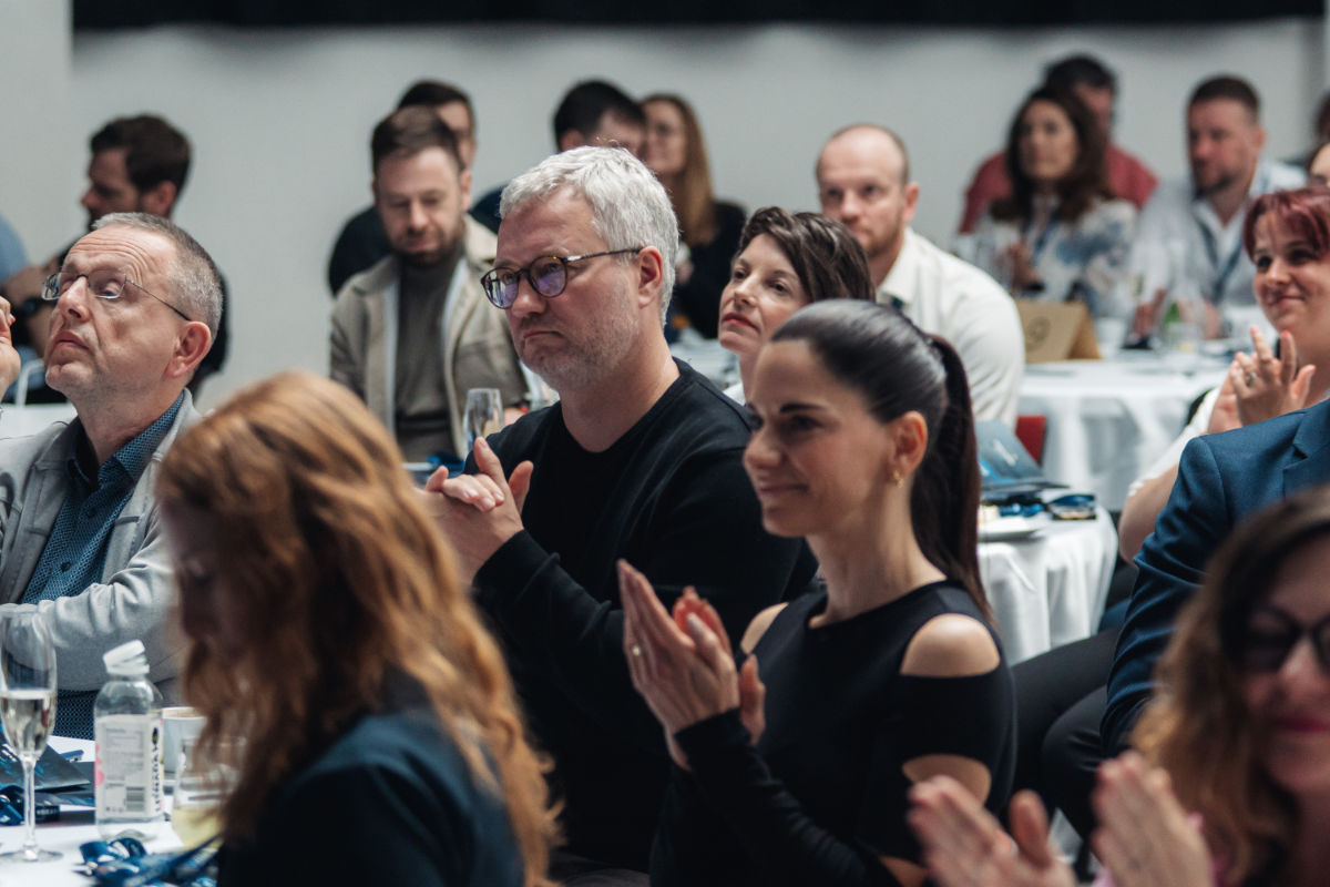 Das Programm bot Einblicke in die Herausforderungen, mit denen moderne Unternehmen konfrontiert sind