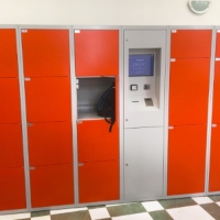 SCHRÄNKE MIT ELEKTRONISCHEN SCHLÖSSERN ZUR GEPÄCKAUFBEWAHRUNG