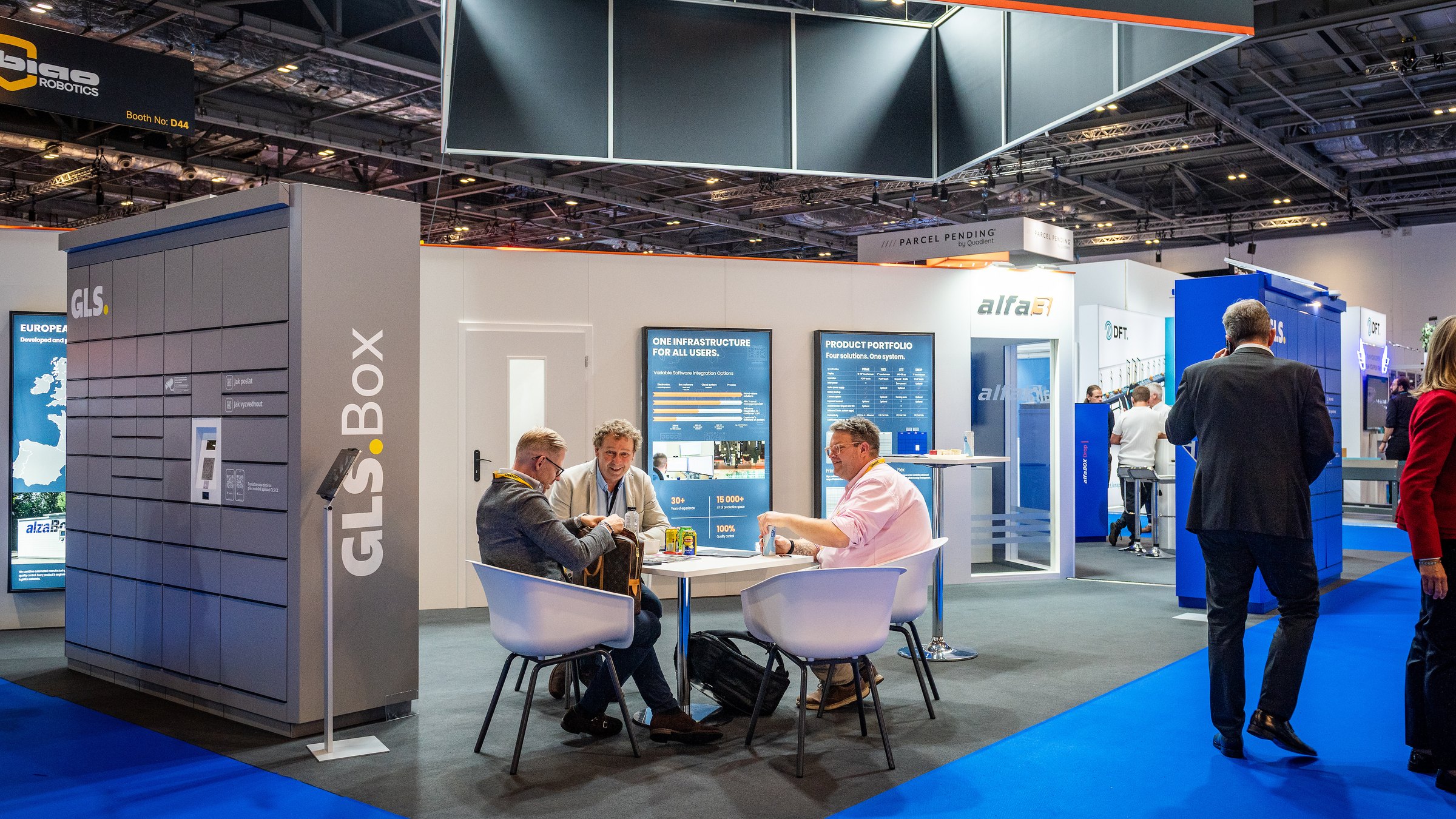 ALFA 3 präsentierte seine Technologien auf der Parcel+Post Expo 2026 in London, auf der auch die International Locker Association (ILA) offiziell vorgestellt wurde.