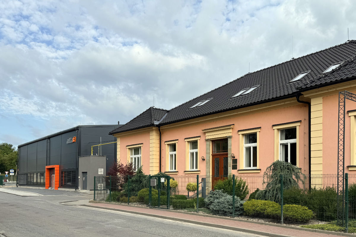 Blick auf das Verwaltungsgebäude des Unternehmens