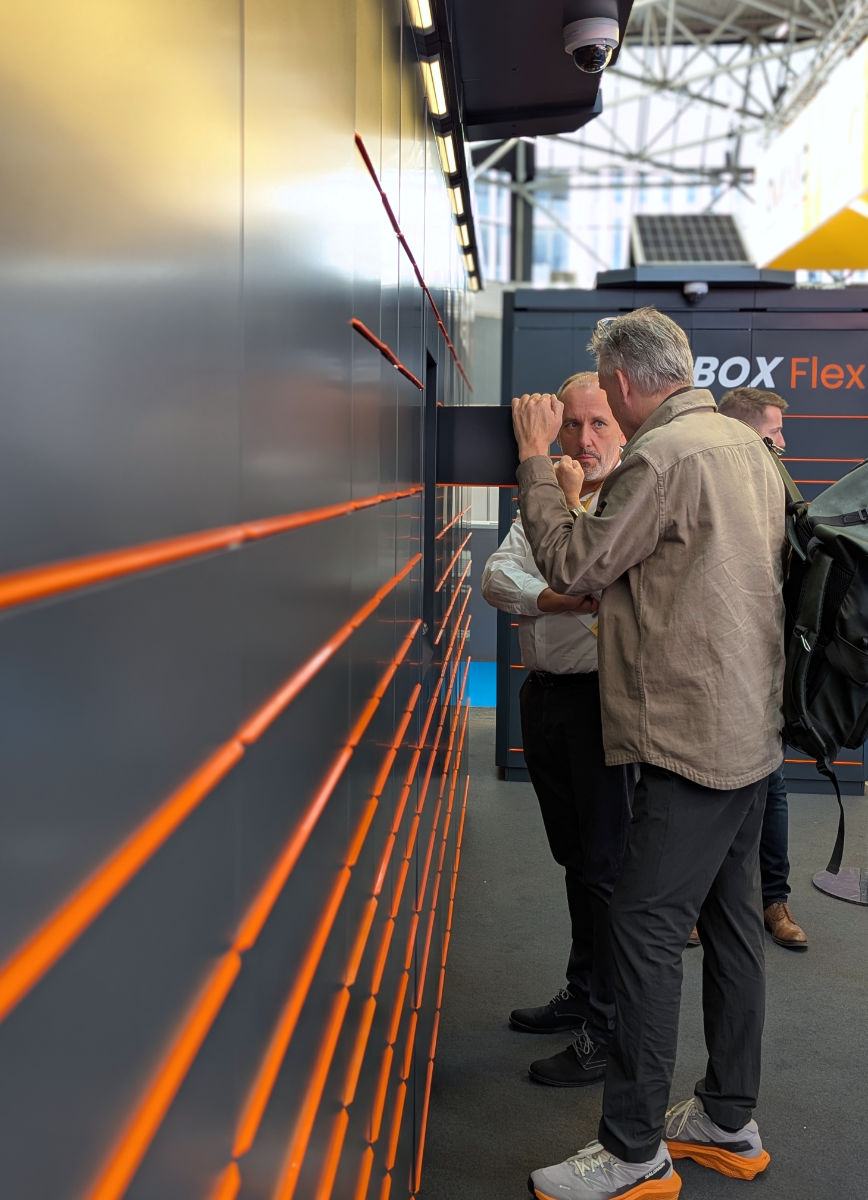 Unser CEO Martin Pritula im Gespräch mit einem Kunden Unser CEO Martin Pritula im Gespräch mit einem Kunden