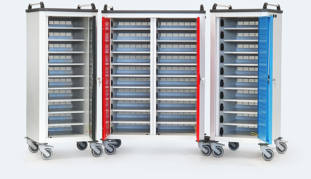 Wagen zum Laden und Synchronisieren von Tablets und Laptops